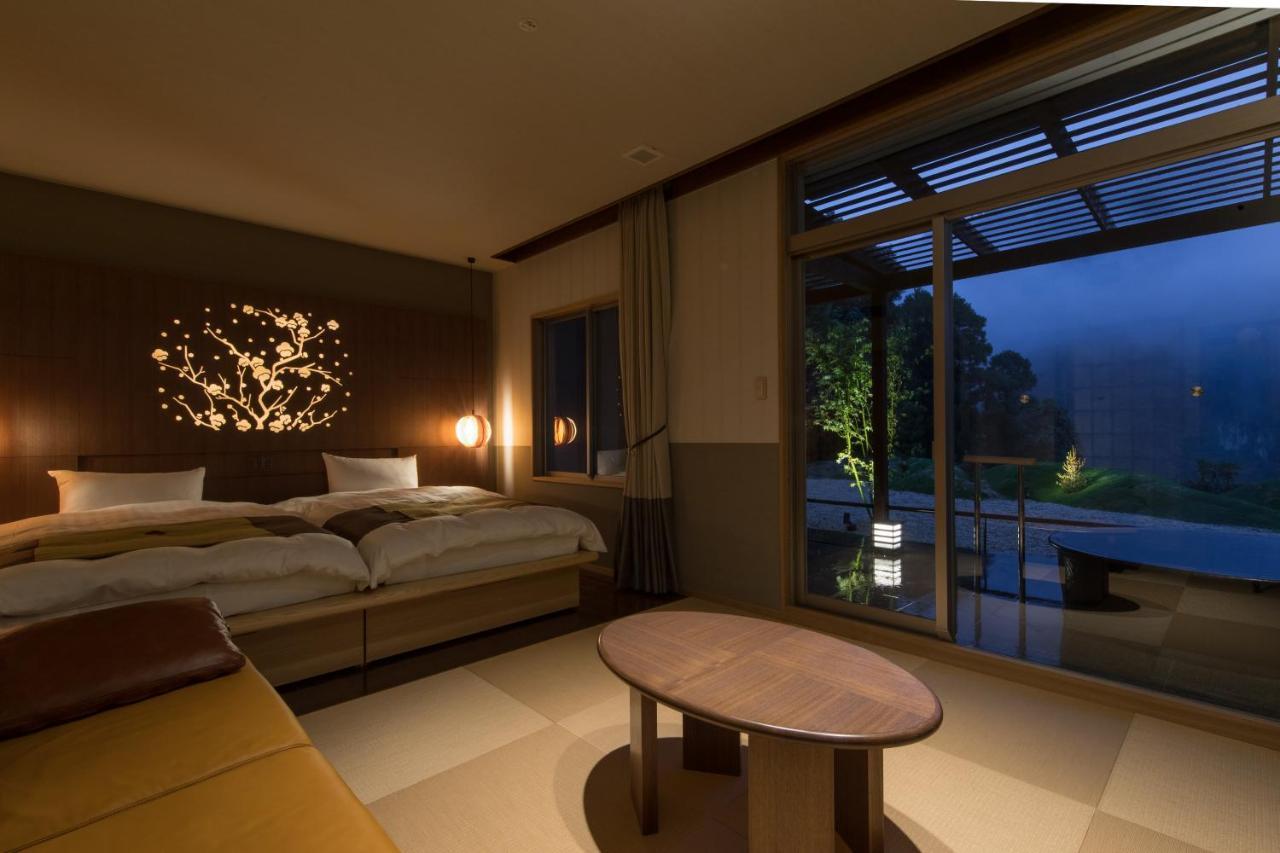 Okuhita Onsen Umehibiki Hotel Exterior photo