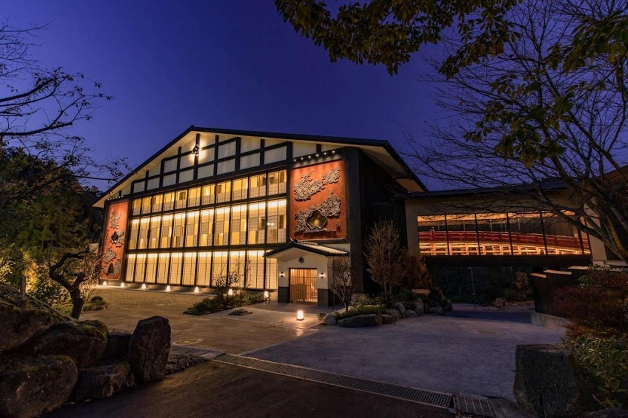 Okuhita Onsen Umehibiki Hotel Exterior photo