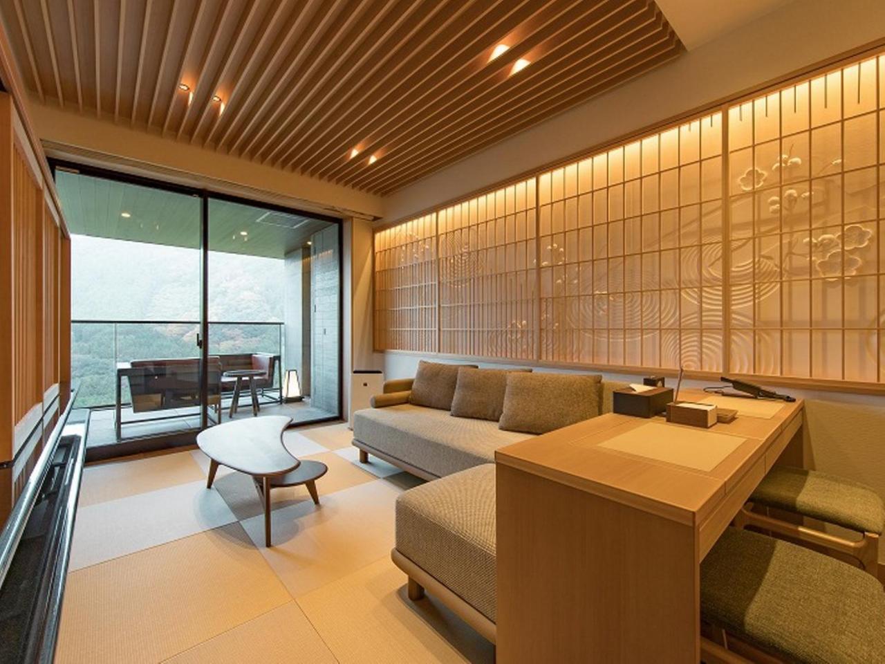 Okuhita Onsen Umehibiki Hotel Exterior photo