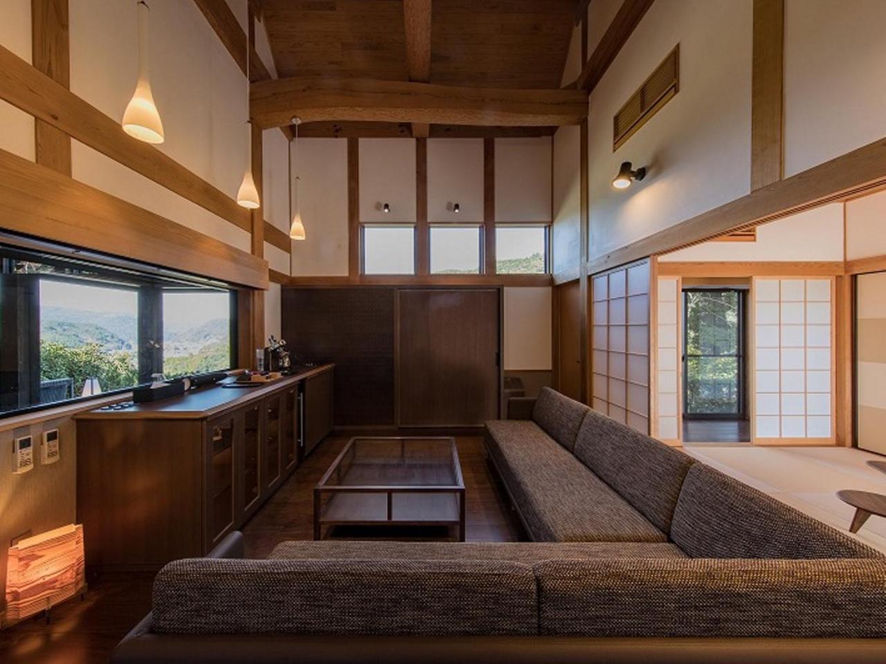 Okuhita Onsen Umehibiki Hotel Exterior photo